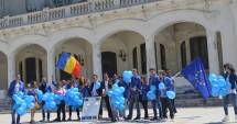 Stire din Politică-Administrație : Tinerii liberali, în mijlocul constănțenilor