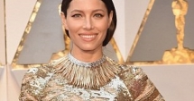 Stire din Cultură-Educație : Galerie foto. Oscar 2017. Cele mai apreciate ținute