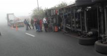 Stire din Eveniment : TIR răsturnat la marginea orașului Murfatlar