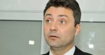 Stire din Eveniment : Se clatină scaunul lui Tiberiu Nițu! Procurorul general, în vizorul CSM