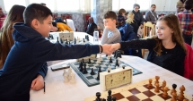 Stire din Sport : Toamna șahistică la Constanța. Competiții, medalii, proiecte
