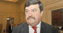 Stire din Politică-Administrație : Toni Greblă a demisionat de la Curtea Constituțională