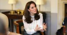 Stire din Actualitate : Tradiție veche de 115 ani, încălcată  de ducesa Kate
