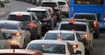 Stire din Social : Haos pe drumurile dinspre mare şi munte către Capitală. Ce rute alternative oferă poliția