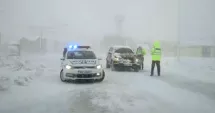 Stire din Social : Bine de știut! Cum se circulă pe autostrăzi și pe drumurile naționale, la această oră