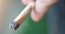Stire din Eveniment : Sibian prins cu droguri la Vama Veche. A refuzat să renunțe la viciu!