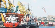 Stire din Economie : 46 de vapoare se află în operare, în porturile maritime