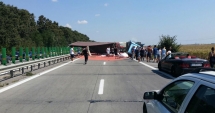 Stire din Eveniment : Traficul pe Autostrada Soarelui, blocat șase ore din cauza unui TIR răsturnat