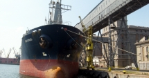 Stire din Economie : Traficul de mărfuri din porturile Constanța, Midia și Mangalia  a depășit nivelul din 2015