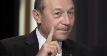 Stire din Politică-Administrație : Băsescu despre premierul Sorin Grindeanu: "E prea mare căciula pentru dânsul"