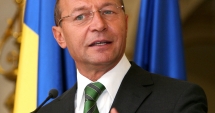 Stire din Politică-Administrație : Băsescu cere SRI să desecretizeze informările către Președinție pe tema dezinfectanților din spitale