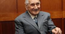 Stire din Cultură-Educație : Profesorul Traian Petcu lansează cartea "Istorie, atletism, legendă"