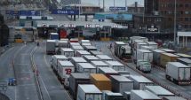 Stire din Economie : Transportatorii cer suspendarea temporară a acordului comercial dintre UE şi UK