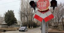 Stire din Eveniment : Permise auto reținute la trecerile la nivel cu calea ferată