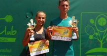 Stire din Sport : Trei finale în două săptămâni pentru jucătoarea de tenis Roxana Manu