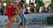 Stire din Sport : Trei cluburi constănțene vor medaliile naționale la lupte pe plajă