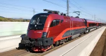 Stire din Actualitate : Scene incredibile în gară. Un român a încercat să fure un tren, dar nu a știut să-l pornească