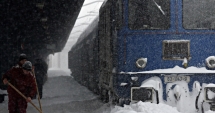 Stire din Social : ATENȚIE! Trenurile circulă în condiții de iarnă
