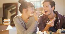 Stire din Life and Style : Șapte trucuri pentru ca un bărbat să fie leșinat după tine