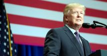 Stire din Actualitate : SUA: Trump vrea să interzică mecanismele care transformă armele semiautomate în arme automate