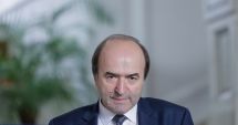 Stire din Eveniment : Cei patru procurori care candidează pentru postul de procuror-șef al DNA susțin interviul cu Tudorel Toader
