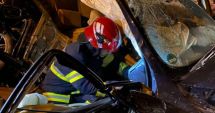 Stire din Eveniment : Accident groaznic la Tulcea. O femeie a murit pe loc și un bărbat e grav rănit