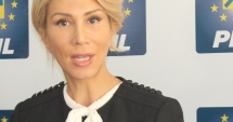 Stire din Politică-Administrație : Raluca Turcan: "PSD menține mascarada și distrage atenția opiniei publice pe un subiect cu totul fals"