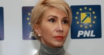Stire din Politică-Administrație : Raluca Turcan: "Negrițoiu trebuie demis. Decizia la nivelul ASF a fost contaminată politic de PSD"