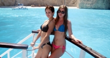 Stire din Economie : Trei din cinci turiști români aleg Grecia ca destinație de vacanță