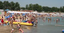 Stire din Actualitate : Experiența oribilă prin care a trecut o familie aflată în Neptun. Au părăsit camera în toiul nopții