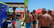 Stire din Social : Turiștii au învățat lecția: au dat dozele goale și au primit altele pline