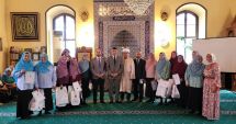 Stire din Cultură-Educație : Absolventele cursului de Coran, premiate de UDTR