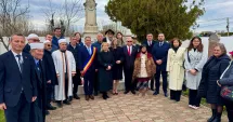 Stire din Actualitate : UDTTMR a depus coroane de flori în memoria eroilor turci la Brăila