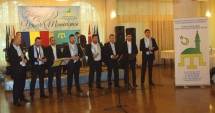 Stire din Politică-Administrație : Galerie foto. Festival în memoria poetului Yașar Memedemin