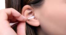 Probleme cu auzul? Uleiul de măsline vă poate scăpa de ceara din urechi!