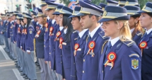 Stire din Eveniment : Zeci de candidați pentru un post de polițist.  Azi este ultima zi de înscrieri