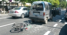 Stire din Eveniment : Biciclist rănit într-un accident pe bulevardul Tomis