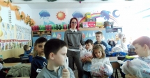 Stire din Cultură-Educație : "Un dar mic, pentru un suflet mare!", în prag de sărbători