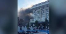 Stire din Eveniment : Panică printre turiștii români. Hotelul în care erau cazați a fost cuprins de flăcări