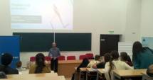 Stire din Cultură-Educație : Universitarii vor triplarea salariilor