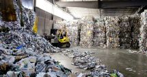 Universitatea „Ovidius” sprijină populaţia să recicleze hârtia