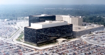 Stire din Actualitate : Un nou Edward Snowden? 20 de ani a furat date "top secret" de la NSA