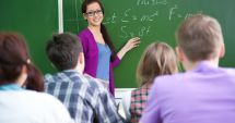 Stire din Cultură-Educație : Prof. Camelia Marcu: "Un profesor fără har nu poate stimula motivația elevului"