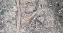 Stire din Cultură-Educație : Arme şi unelte agricole de fier din perioada medievală găsite de un profesor într-o pădure