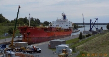 Stire din Economie : Un tanc petrolier, în black-out pe râul St. Lawrence
