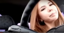 Stire din Actualitate : VIDEO TRAGIC / Distrasă de un mesaj primit pe Facebook, o tânără a murit izbită cu mașina în autobuz