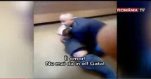 Stire din Eveniment : VIDEO. IMAGINI ȘOCANTE ÎNTR-UN FAST FOOD. Un bărbat a fost luat la bătaie din cauza unei femei