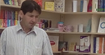 Stire din Cultură-Educație : "Sunt la o vârstă...Veți ajunge și voi la ea. Până atunci, am câteva sfaturi..."