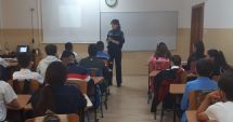 Stire din Eveniment : Drogurile, un pericol real printre elevi! La Constanța, se iau măsuri