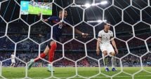 Stire din Sport : Fotbal / „Dubla” lui Ronaldo şi autogolul lui Hummels, în „grupa morţii”